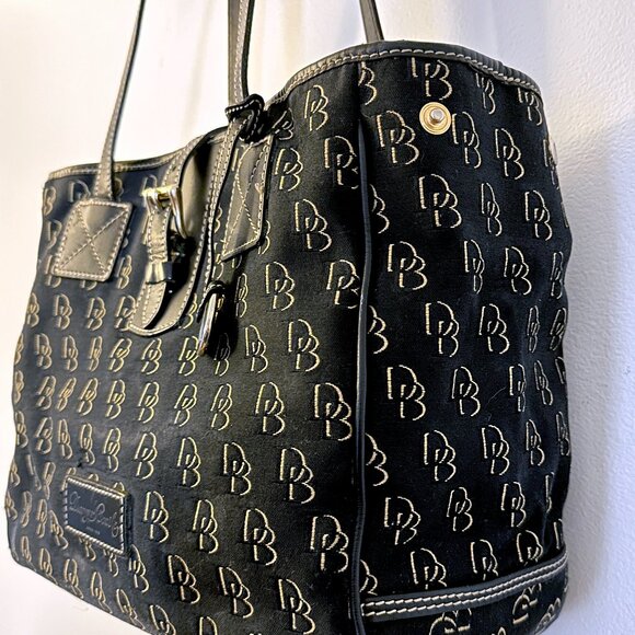 Dooney & Bourke Signature Black DB Logo Large Shoulder Bucket Purse Hand Bag - Picture 1 of 9